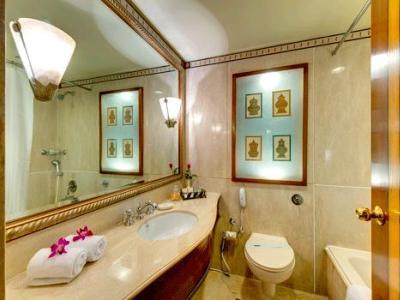 Hindusthan International, 5* Kolkata