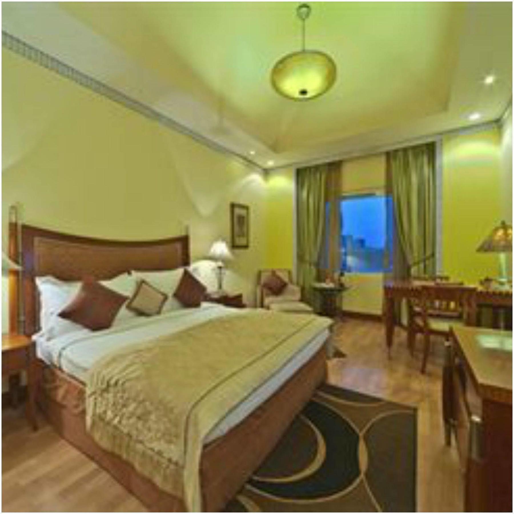 Hindusthan International, Hotel Kolkata