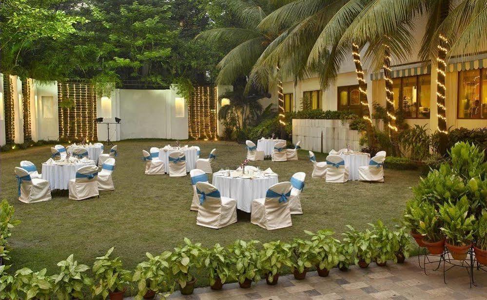 Hotel Hindusthan International, 5*