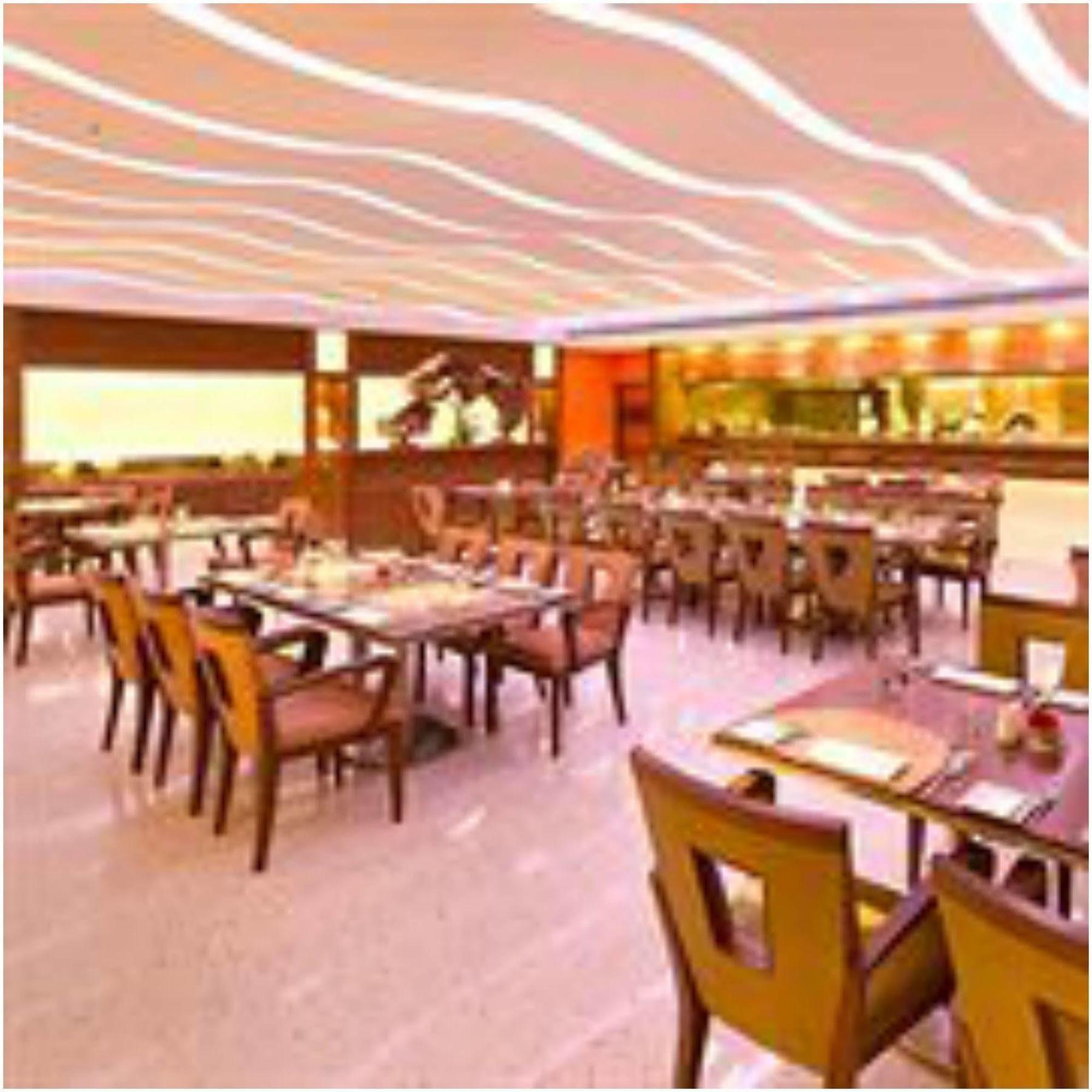 Hindusthan International, 5*