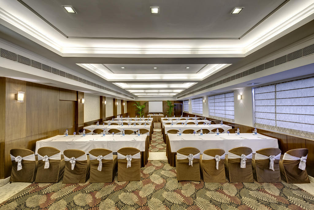 Hotel Hindusthan International, 5*