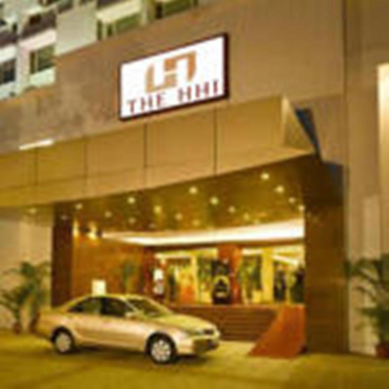 Hindusthan International, Hotel